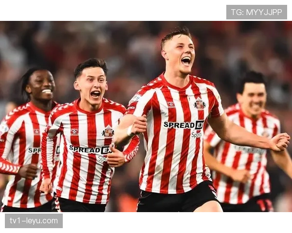 利兹联新星闪耀关键战，助球队逆转取胜状态回升